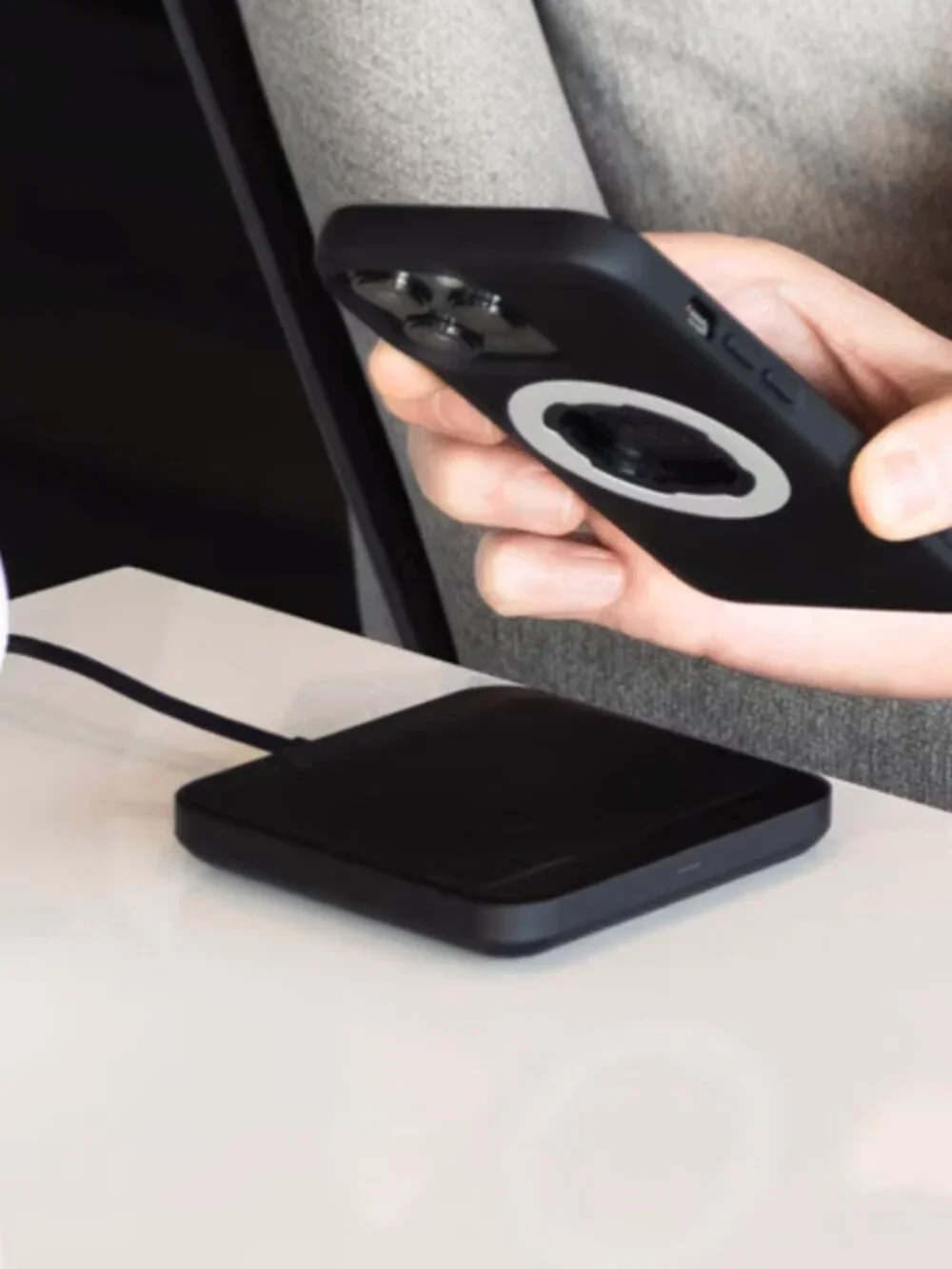 Quad Lock Home/Office - Wireless Charging Pad
